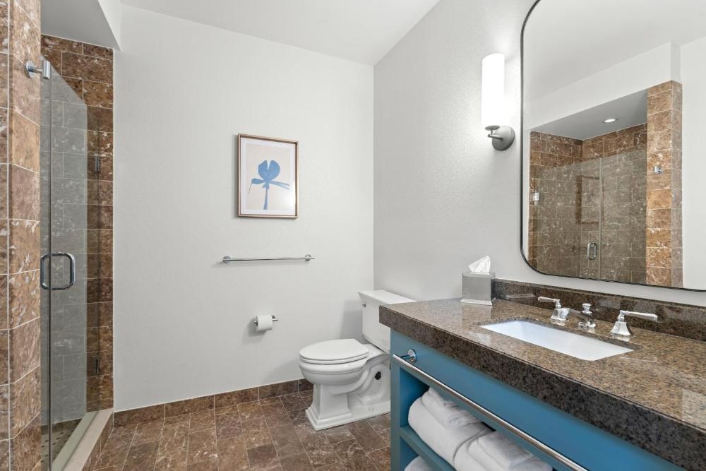 Kimpton Hotel Monaco Baltimore Inner Harbor by IHG Image 44